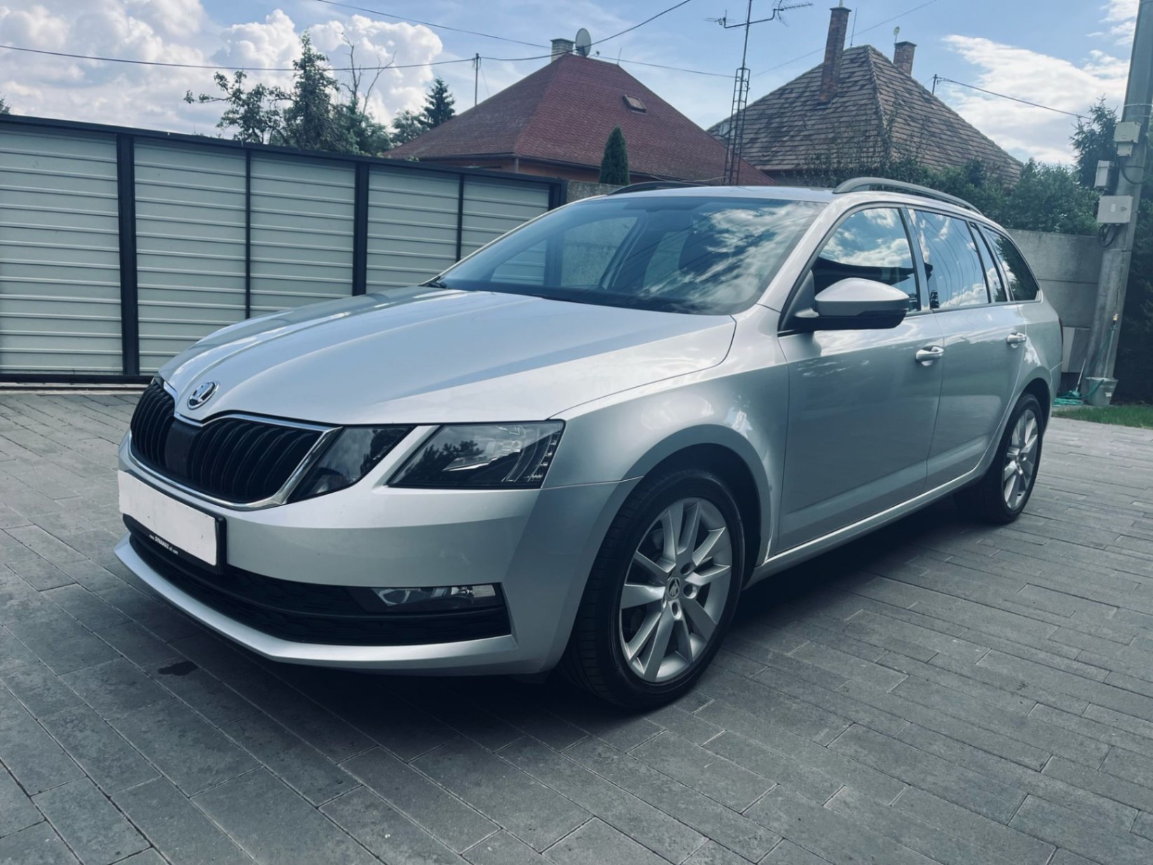 auto01