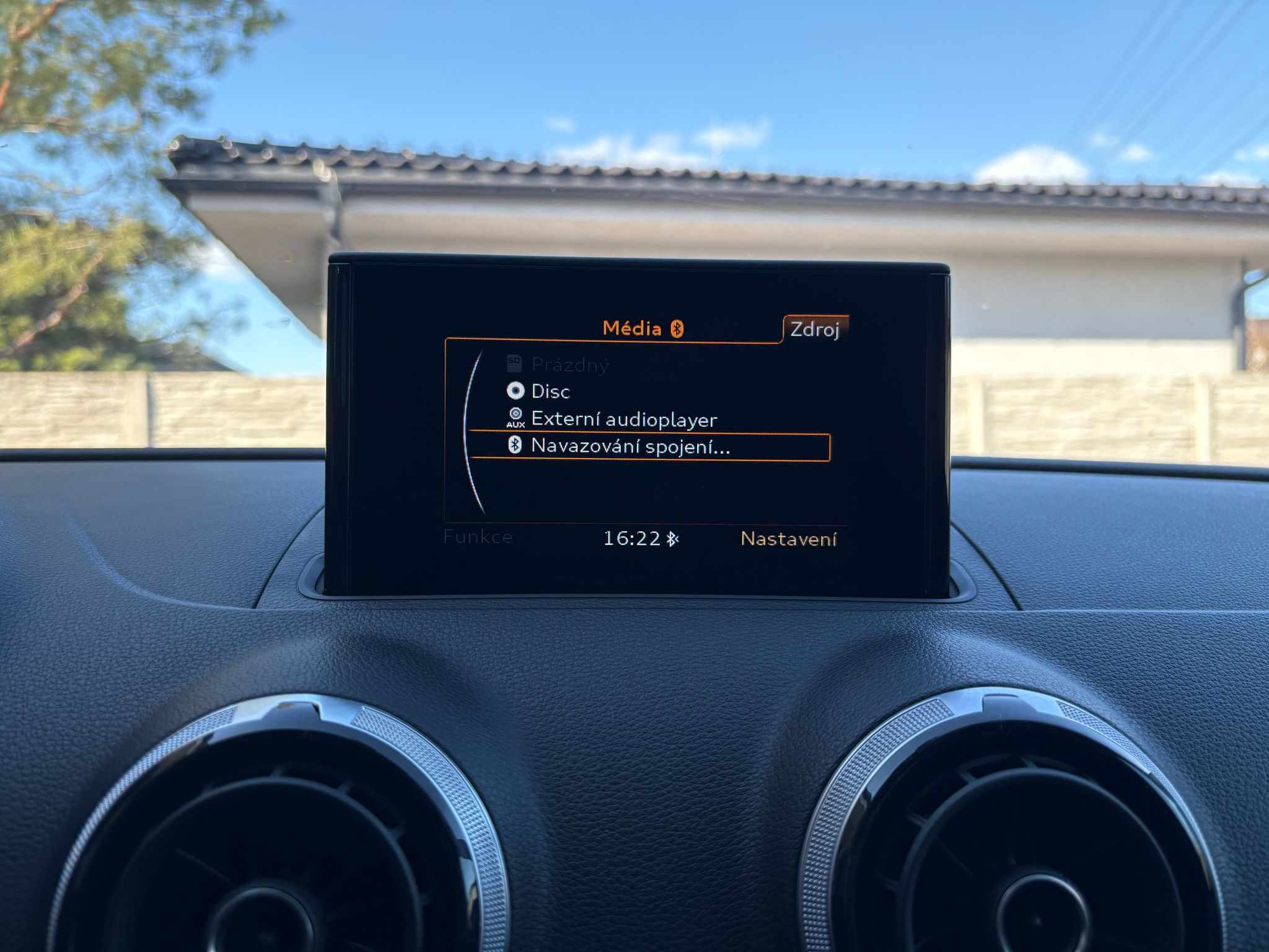auto81