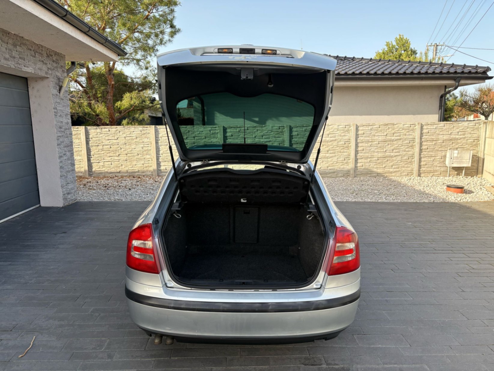 auto111